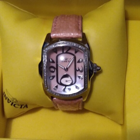 Invicta Lupah#2377 Vintage Women's Pink Diamond  Swiss Made  Quartz Analog Watch - Picture 7 of 7